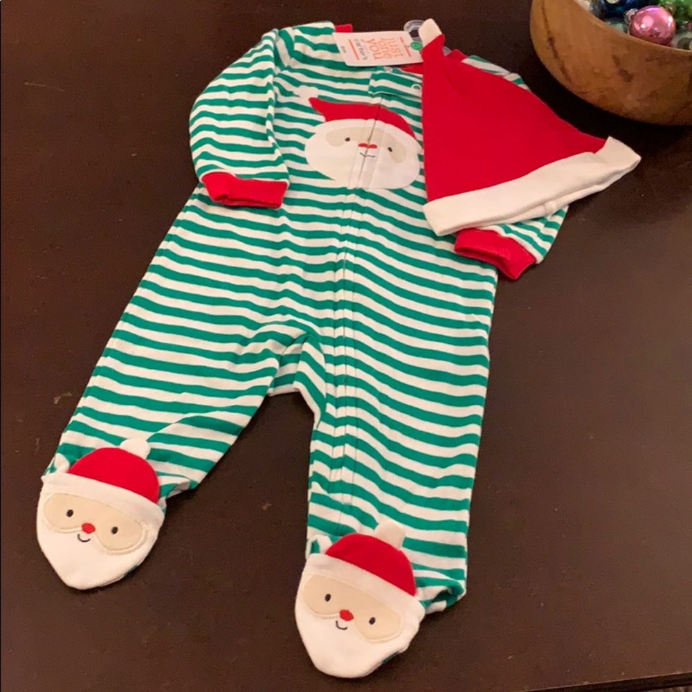 Carter’s 6m Footie Onesie with Matching Hat